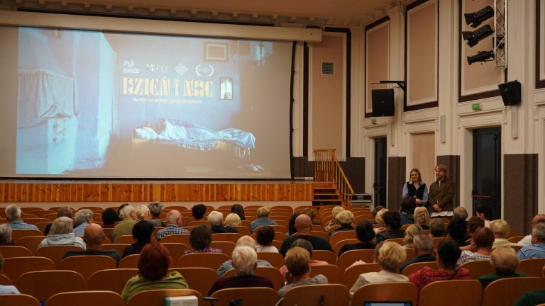MAGIA ROZTOCZA ZAWITAŁA DO NOWEJ SARZYNY